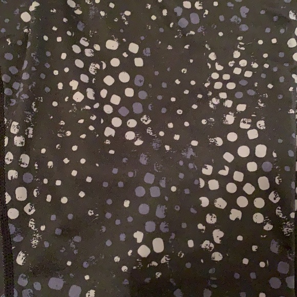 2 Pairs Reebok Leggings - Picture 2 of 5